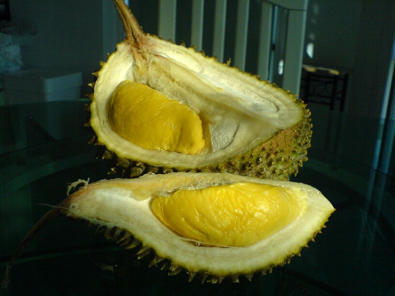 Opened Musang King durian; growing origin is not verified.